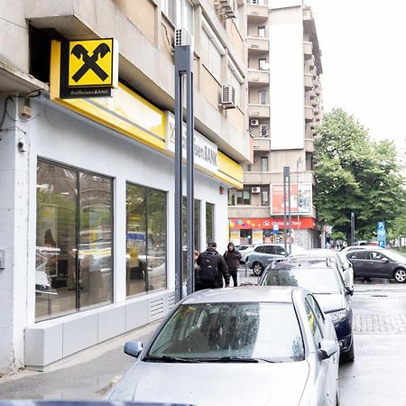 Old Town Central Oasis - Secured Parking Nearby - Self Check In - Metro Station At 1Min Bukares Bagian luar foto